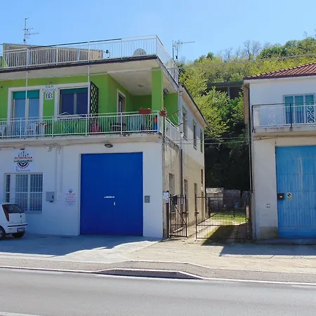Falcone Bed & Breakfast 4*