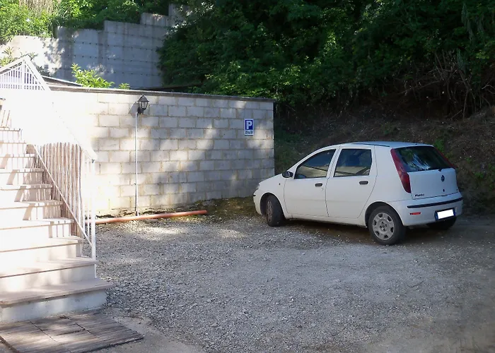 Falcone B&B 오르토나